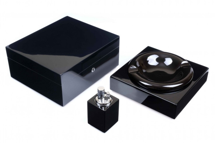 Настольный набор сигарных аксессуаров Howard Miller