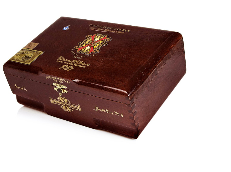 Сигара Arturo Fuente Opus X Perf №4